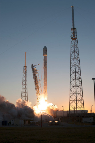 The DSCOVR satellite lifting off atop a Falcon 9 rocket (Photo NASA/Tony Gray and Tim Powers)
