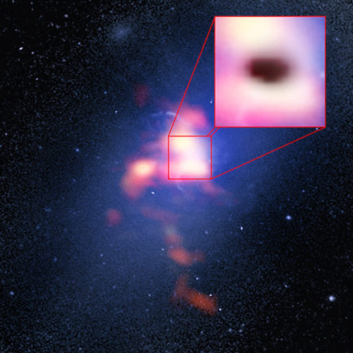 In the background an image taken by the Hubble Space Telescope. In red the gas seen by ALMA (Image B. Saxton (NRAO/AUI/NSF)/G. Tremblay et al./NASA/ESA Hubble/ALMA (ESO/NAOJ/NRAO))