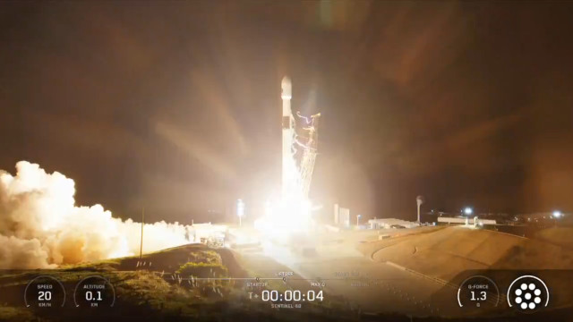 The Sentinel-6B satellite blasting off atop a Falcon 9 rocket (Image courtesy SpaceX)