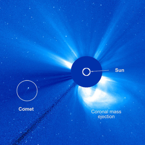Image of the SOHO space probe showing the comet C/2015 D1 (SOHO) near the Sun (Image ESA/NASA/SOHO/Hill)