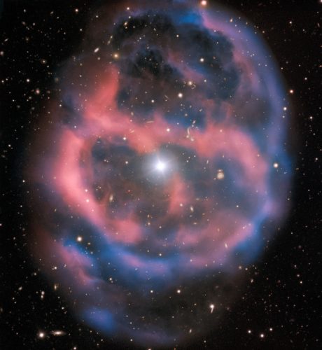 The planetary nebula ESO 577-24 seen in all its beauty by the Very Large Telescope