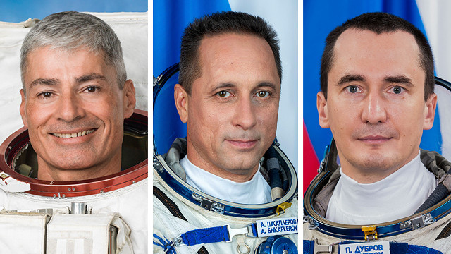 Mark Vande Hei, Anton Shkaplerov, and Pyotr Dubrov (Image NASA)