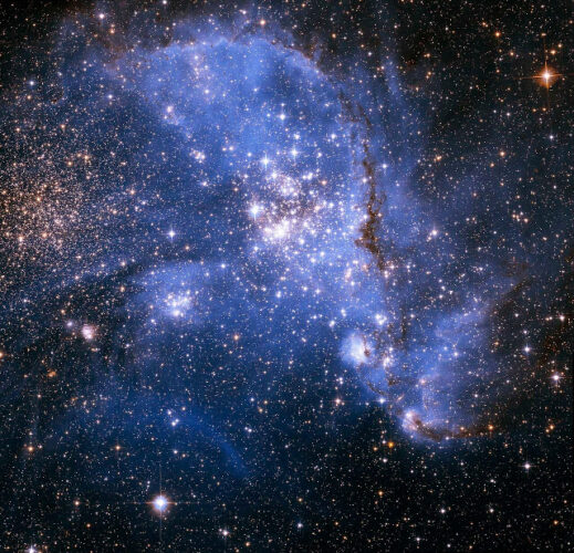 The cluster NGC 346 seen by Hubble (Image NASA, ESA, A. James (STScI))