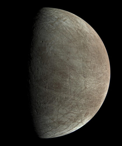 Europa seen by the Juno space probe (Image data: NASA/JPL-Caltech/SwRI/MSSSImage processing by Björn Jónsson)