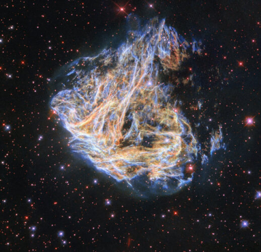 The supernova remnants DEM L 190 (Image ESA/Hubble & NASA, S. Kulkarni, Y. Chu)