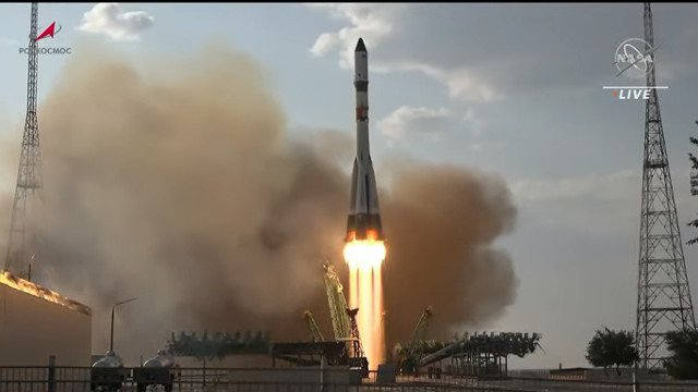 The Progress MS-23 cargo spacecraft blasting off atop a Soyuz 2.1a rocket (Image NASA TV)