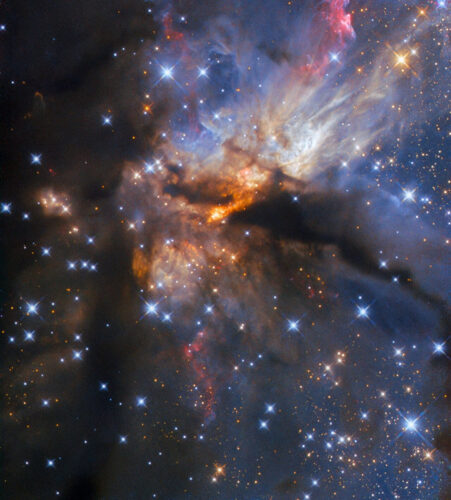 The G35.2-0.7N region (Image ESA/Hubble & NASA, R. Fedriani, J. Tan)