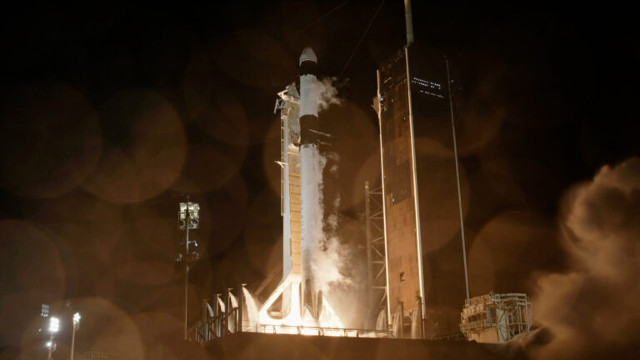 SpaceX Dragon 2 cargo spacecraft stars its CRS-29 mission blasting off atop a Falcon 9 rocket (Photo NASA)