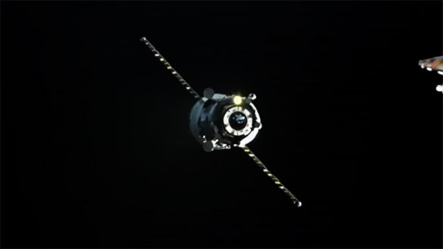The Progress MS-26 cargo spacecraft approaching the International Space Station (Image NASA TV)