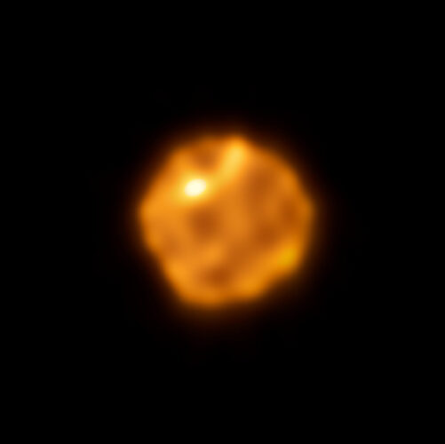 Betelgeuse as seen by the ALMA radio telescope (Image ALMA(ESO/NAOJ/NRAO)/W. Dent et al.)