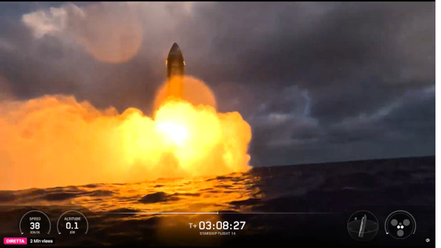 Starship 41 splashing down (Image courtesy SpaceX)